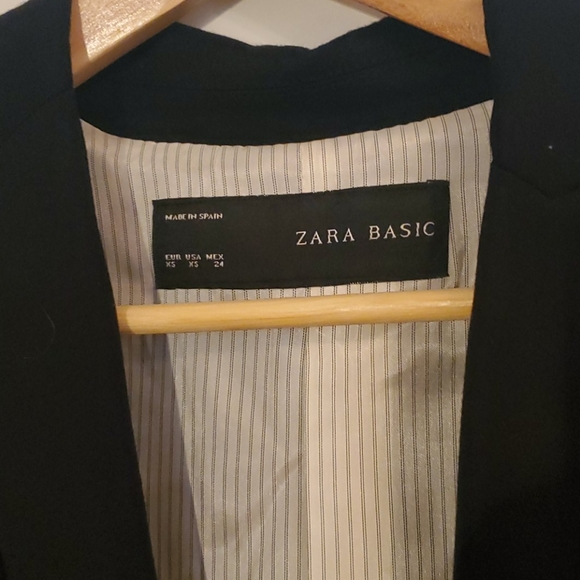 ZARA basic blazer - Picture 2 of 2